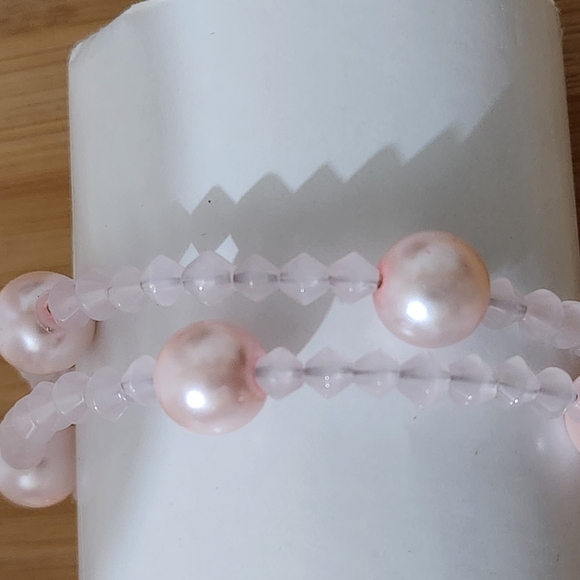 Hand Crafted Faux Pearl and Crystal Bracelet Pink Memory Wire Wrap Bead Charms - Picture 5 of 7